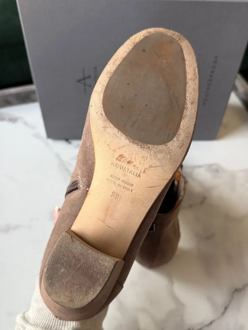 Aquatalia Fallon Taupe Suede Leather Ankle Boots Size 39